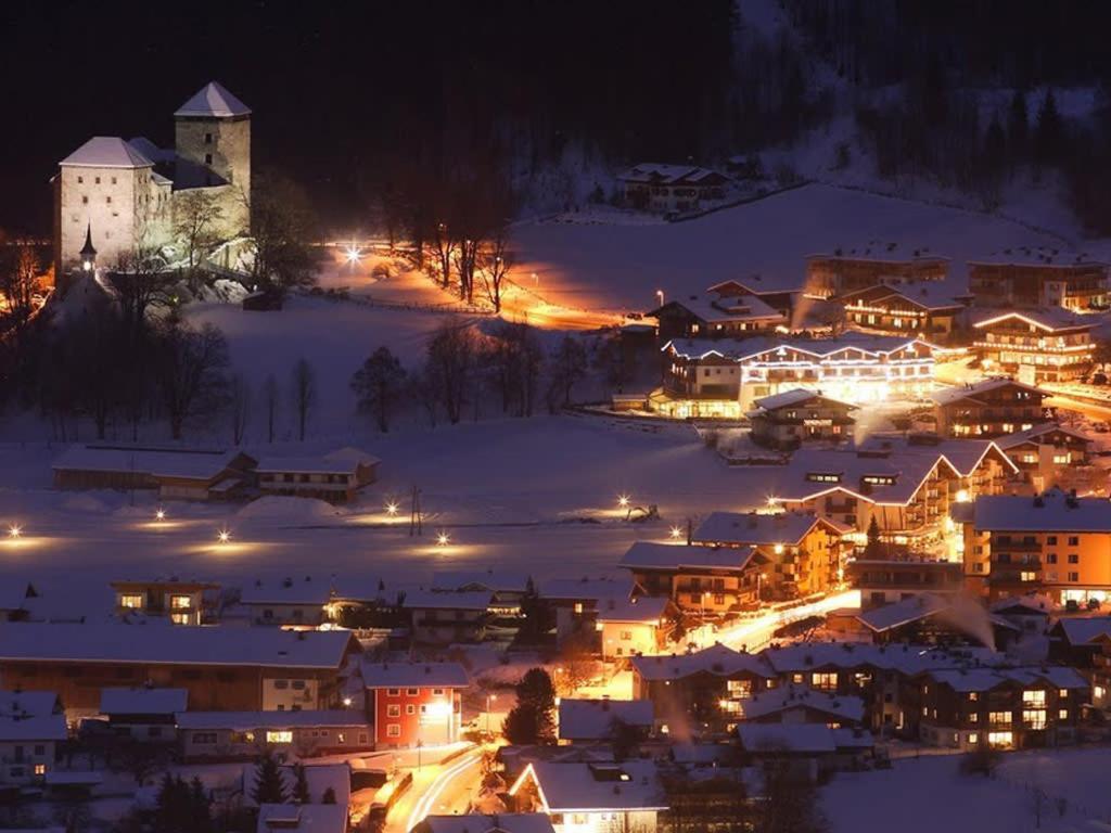 Alpinresort Kaprun 11 Buitenkant foto